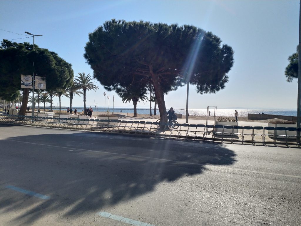 La Plage de Rosas est très particulière car en plein centre ville.